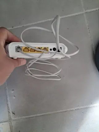 Router Movistar Blanco