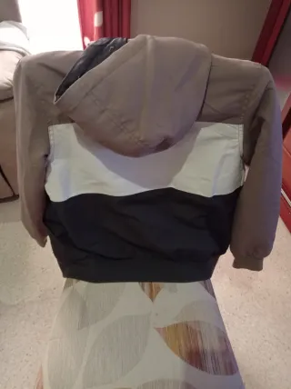 Vendo vari giacconi per bambini