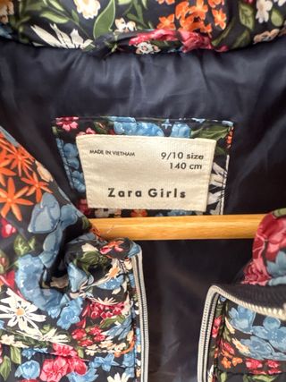 Chaleco niña estampado floral