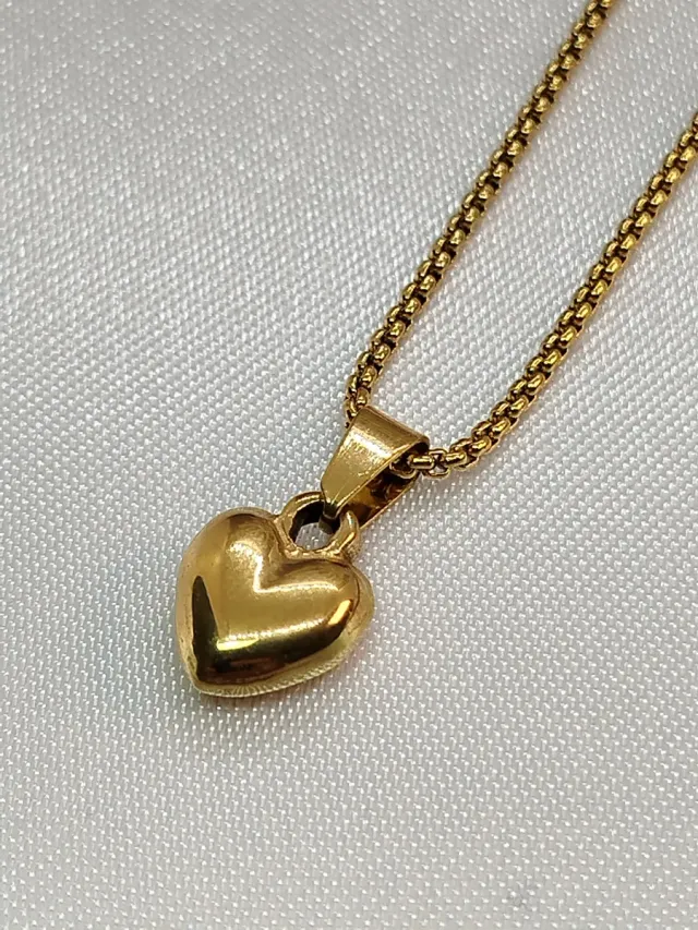 Collar Corazón Acero Inoxidable Dorado