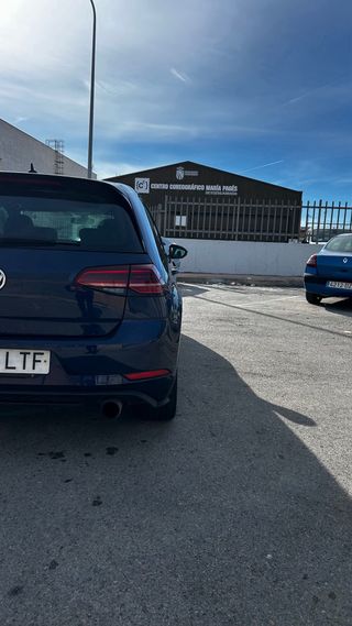 Volkswagen Golf 7.5 GTI 2.0 TSI 230cv – Año 2018