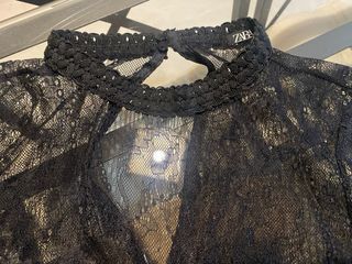 Mono Zara encaje negro