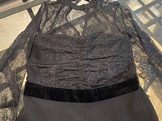 Mono Zara encaje negro