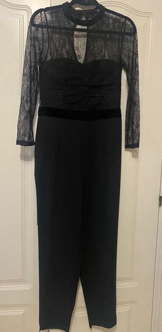 Mono Zara encaje negro