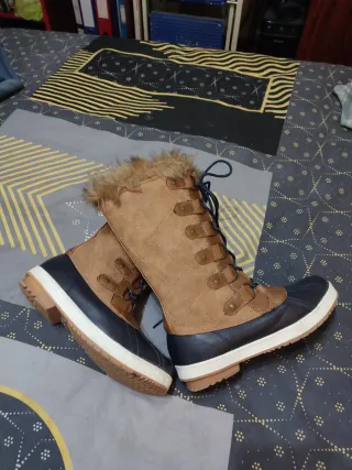 Botas de Nieve Marrones y Azul marino
