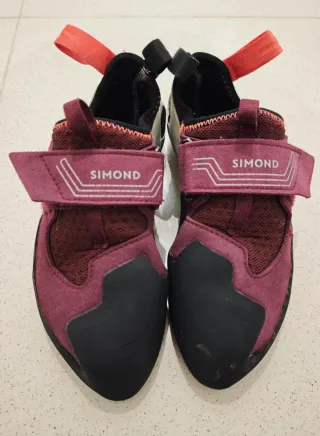 Pies de gato Simond EU37