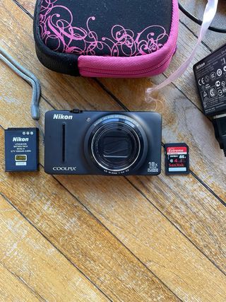 Nikon Coolpix S9200 fotocamera digitale