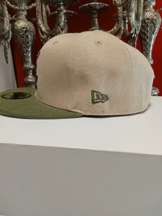 Gorra New Era 59Fifty Beige y Verde Oliva T(7.1/2)
