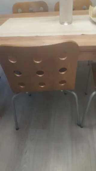 4 Sillas Madera Clara Tinte Metalizado