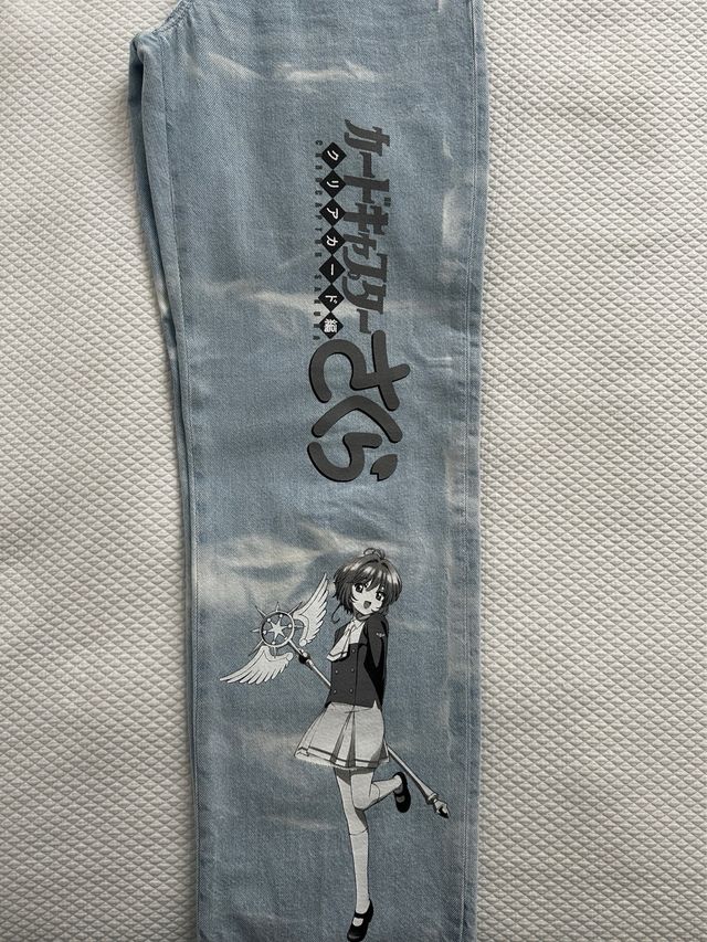 Vaqueros Bershka Sakura Anime