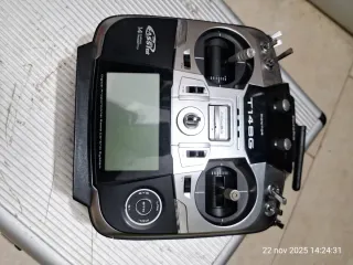 Emisora Futaba T14SG FASSTest 14CH