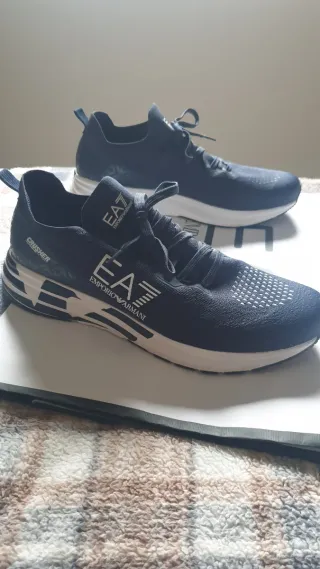 Scarpe EA7 Uomo blu nr 48 nonscatola si è rotta