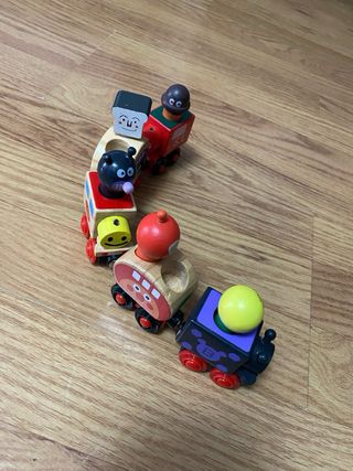 Tren de madera infantil