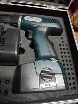 Taladro a batería