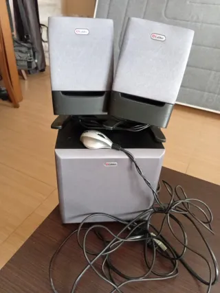 Altavoces Edifier 2.1 Negro/Gris