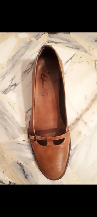 Scarpe in vera pelle tacco basso