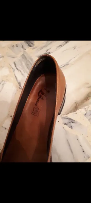 Scarpe in vera pelle tacco basso