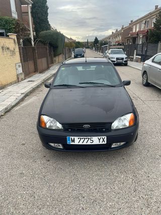 Ford Fiesta 2000 Gasolina