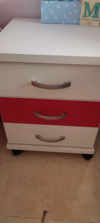 Cabezal + Mesita + Escritorio