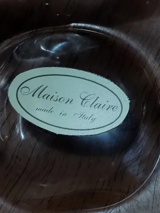 Vaso decorativo con bordo dorato