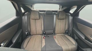 DS DS7 Crossback BlueHDi 130 DE Bastille + AT 96 kW (130 CV)