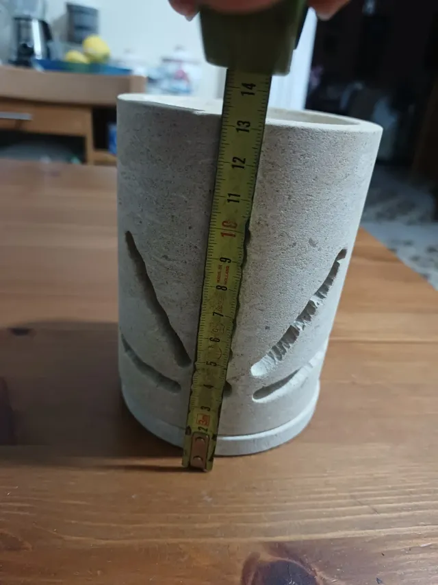 Lampada in pietra leccese con candela