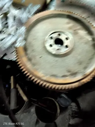 Volante motor Nissan patrol RD28 Turbo