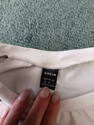 T-shirt maniche lunghe con paillettes labbra