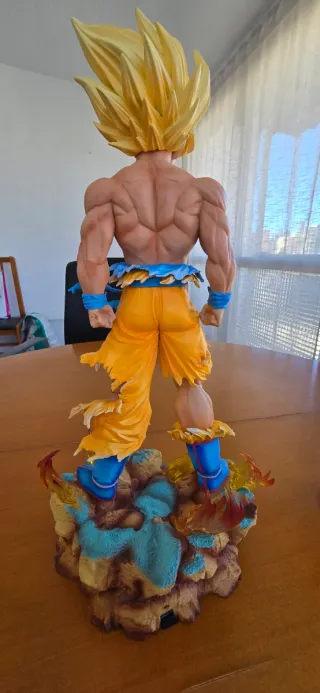 Figura Goku Namek 33 cm