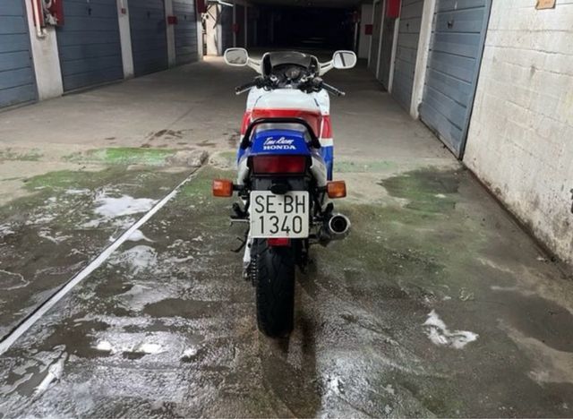 Honda CBR 600 F PC23