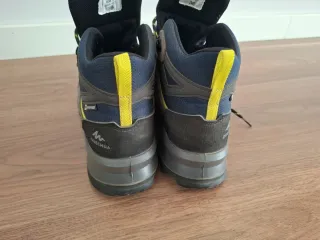 Botas de montaña impermeables