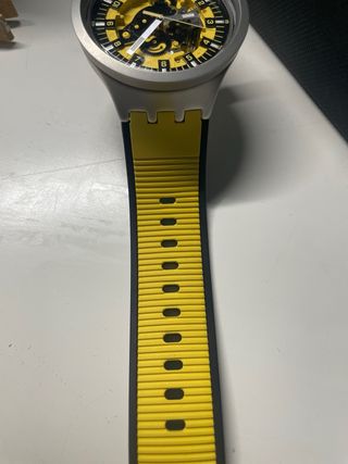 Reloj Swatch Big Bold Irony Amarillo SB07S109