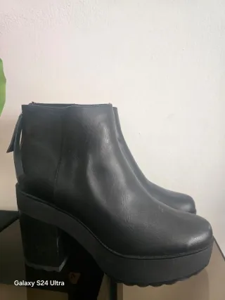 Botines de dama negros