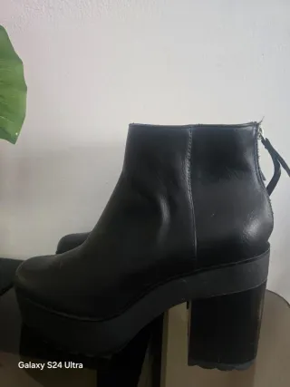 Botines de dama negros