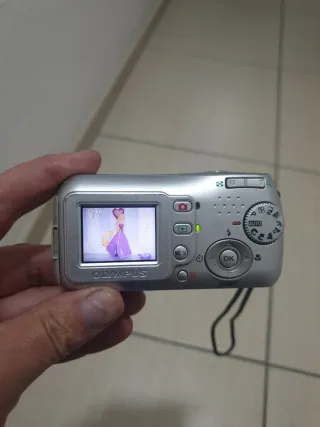 Olympus C-170 Fotocamera Digitale 4.0 MP