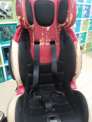 Silla de coche con Isofix.