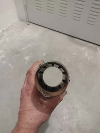 Cola de tubo de escape cromada