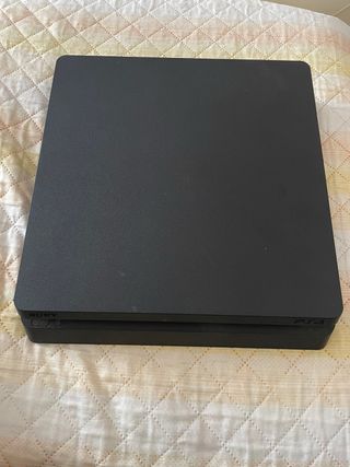 PlayStation 4 Slim Nera