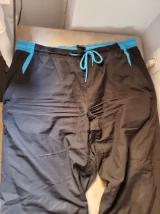 Pantalón Chándal Adidas Negro y Azul