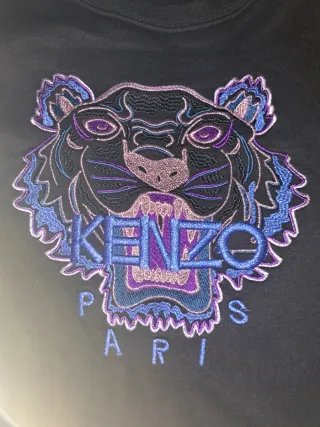 Sudadera Kenzo Negra con Tigre Morado