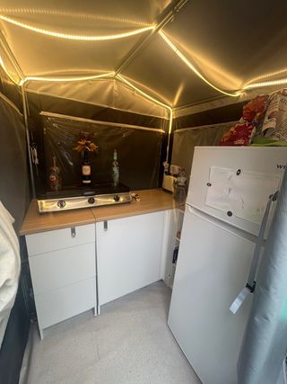 COMO NUEVA! CARAVANA EN PARCELA CON CASETA-LAVABO