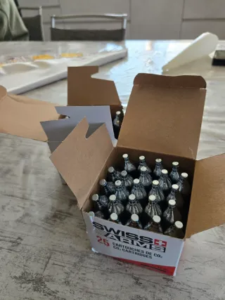 Cartucce swiss arms CO2 da 12g.