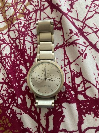 Reloj Pull&Bear Plata y Blanco