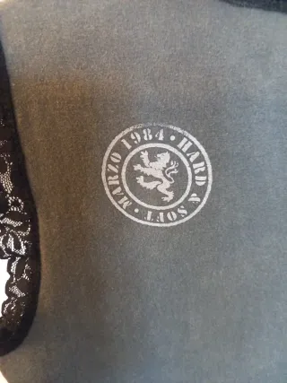 Abito grigio con pizzo nero so