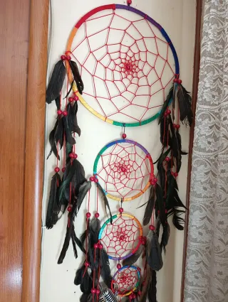 Atrapasueños Arcoíris con Plumas Negras