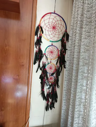 Atrapasueños Arcoíris con Plumas Negras