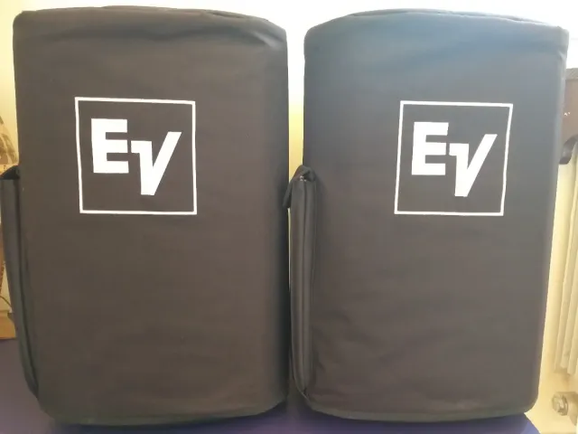 1 Altavoz (left) Electro Voice 800W