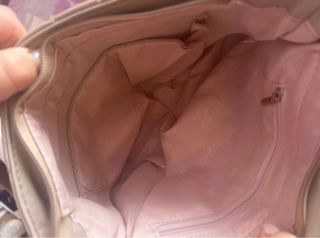 Borsetta beige con stella dorata