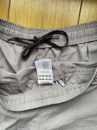 Pantalón corto Adidas Running Gris