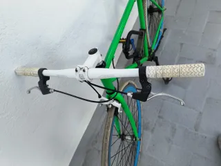 Bicicleta Fixie Verde Ruedas Azules